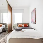 Relaxing Spacious Balcony Super Near Opera Budapest