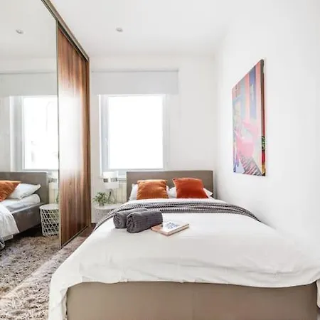 Relaxing Spacious Balcony Super Near Opera Budapeşte