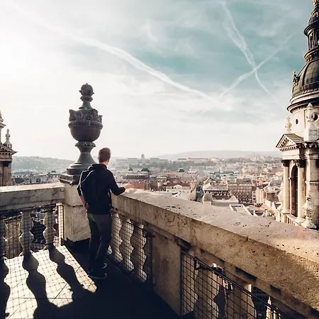 Relaxing Spacious Balcony Super Near Opera Budapeşte