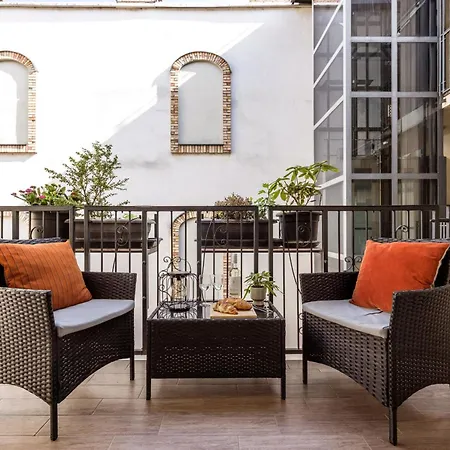 Relaxing Spacious Balcony Super Near Opera *