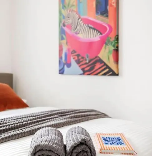 Relaxing Spacious Balcony Super Near Opera *