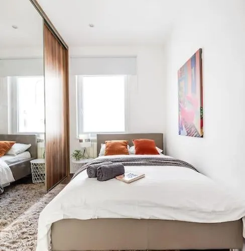 Relaxing Spacious Balcony Super Near Opera Budapesta