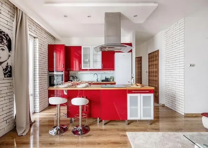 Relaxing Spacious Balcony Super Near Opera